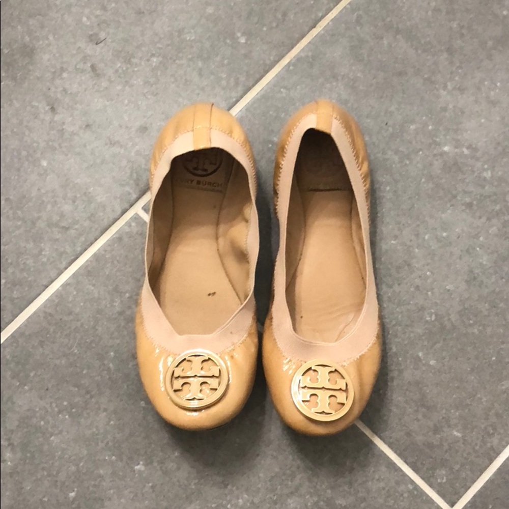 Tory Burch nude flats!